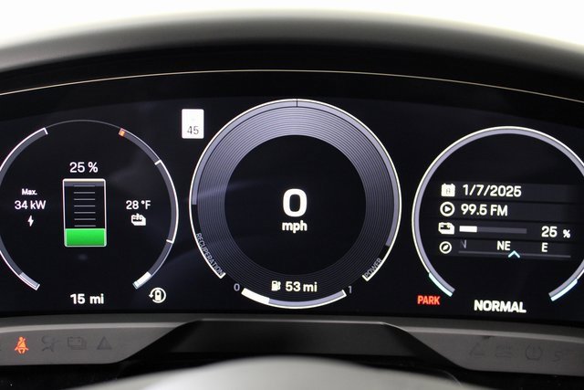 New 2025 Porsche Taycan image 17