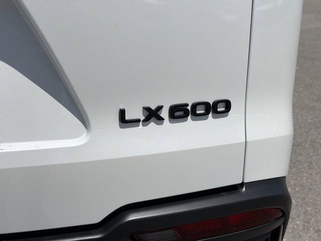 New 2026 Lexus LX 600 4WD w/ Luxury Package image 11