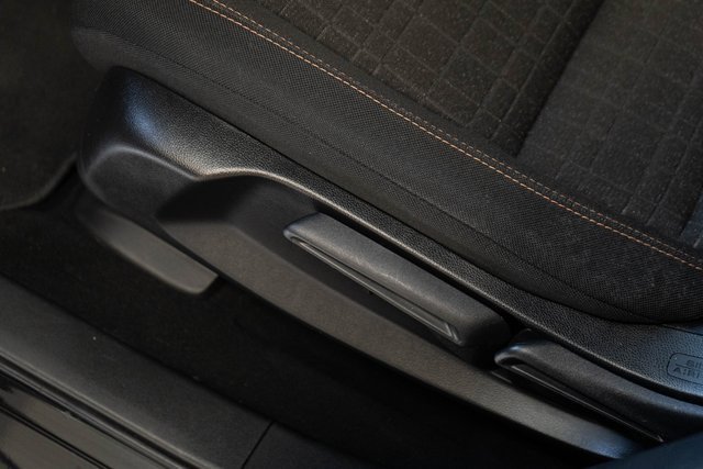 Certified 2025 Honda HR-V Sport image 14