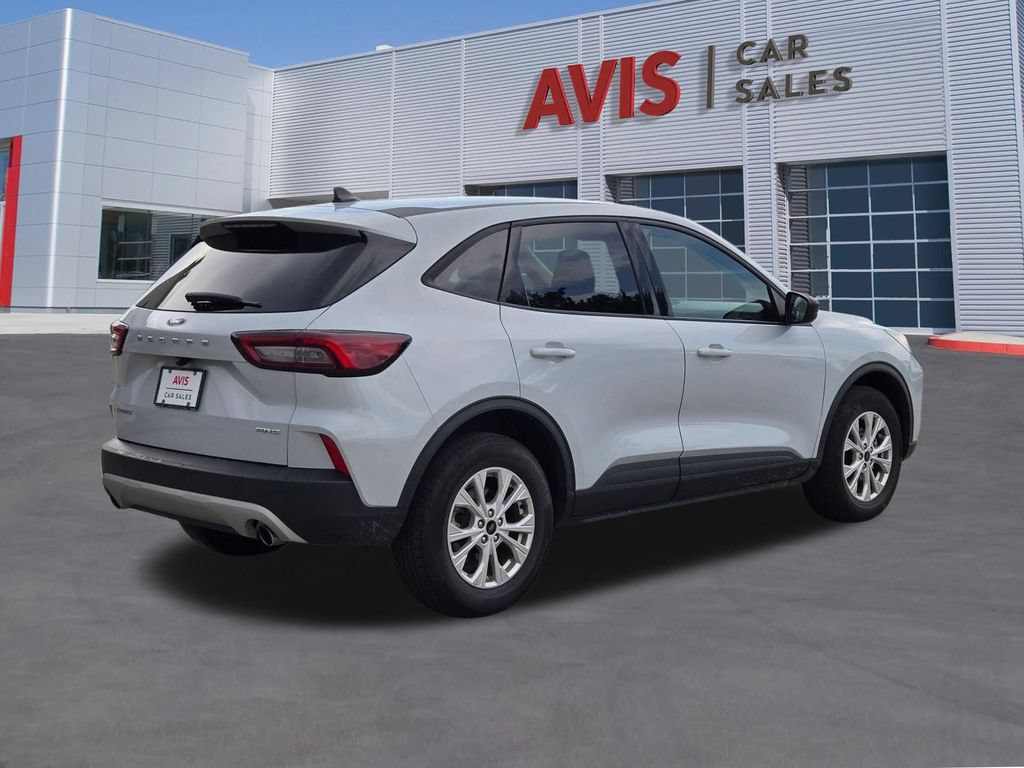 Used 2025 Ford Escape Active AWD/4WD image 13