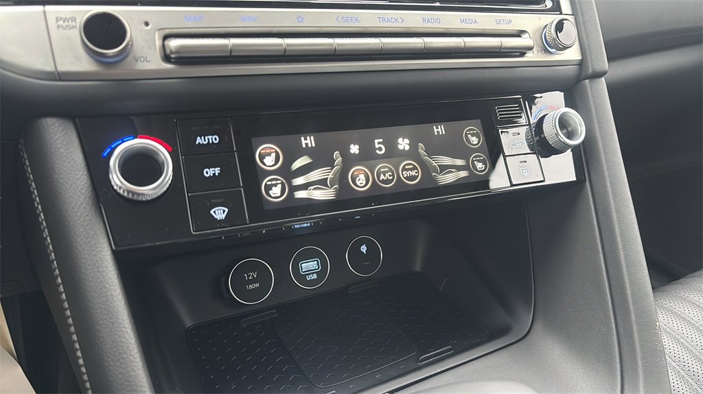 New 2026 Genesis G70 2.5T Prestige image 24