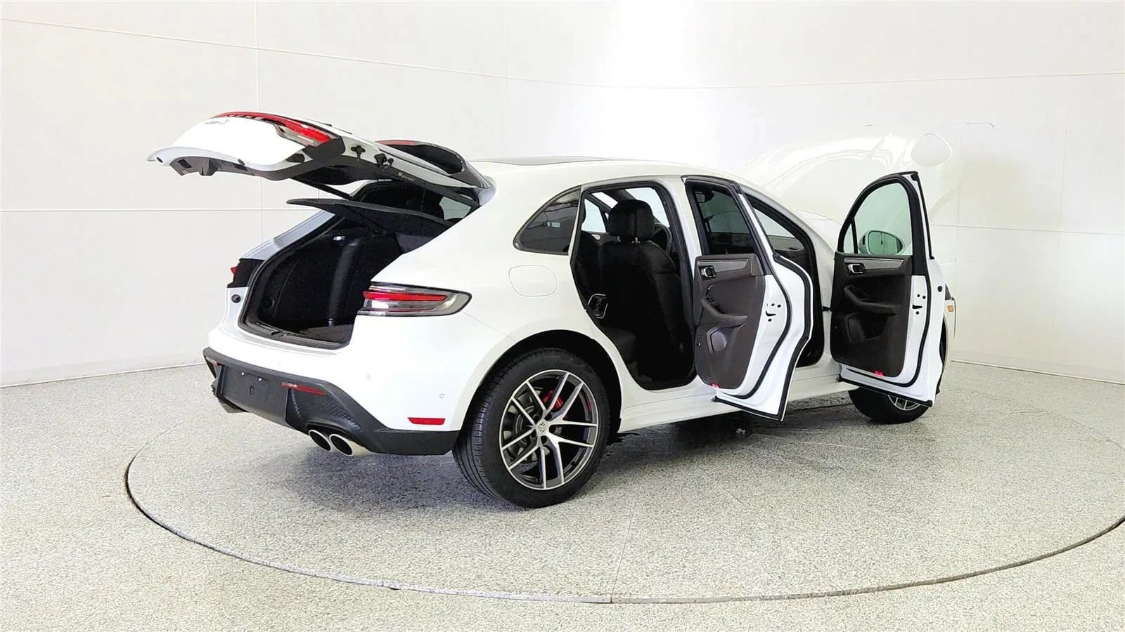 Used 2022 Porsche Macan S AWD/4WD image 12