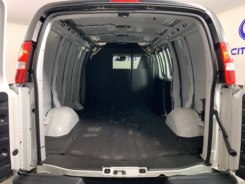 Used 2021 Chevrolet Express 2500 w/ Driver Convenience Package image 28