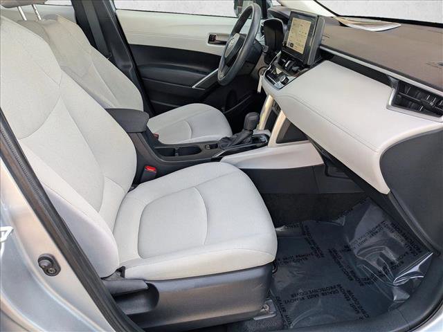 Used 2024 Toyota Corolla Cross L FWD image 19