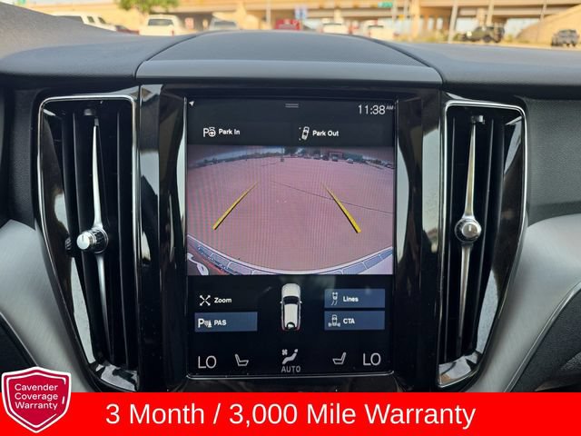 Used 2018 Volvo XC60 T6 Momentum w/ Vision Package AWD/4WD image 9