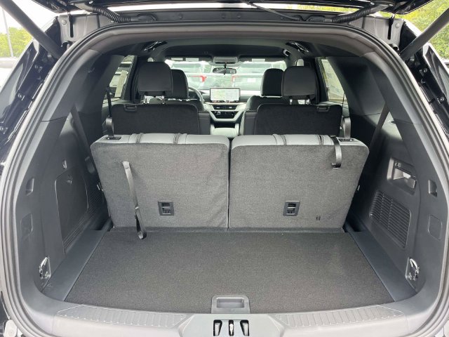 New 2027 Ford Explorer Active w/ Active Comfort Package AWD/4WD image 8