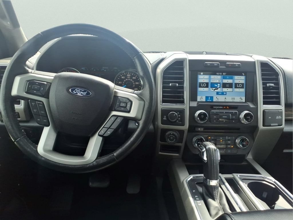 Used 2018 Ford F150 Lariat w/ Equipment Group 502A Luxury AWD/4WD image 14