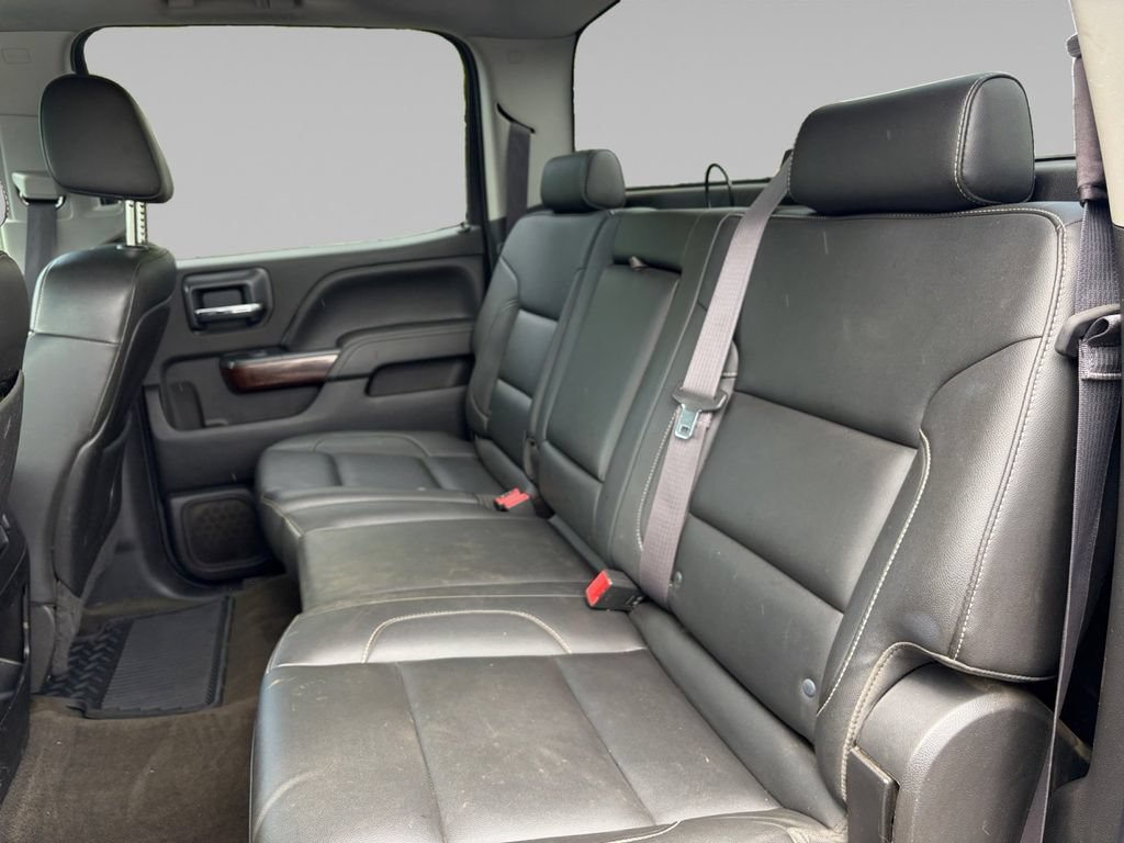 Used 2015 GMC Sierra 2500 SLT w/ Duramax Plus Package AWD/4WD image 14