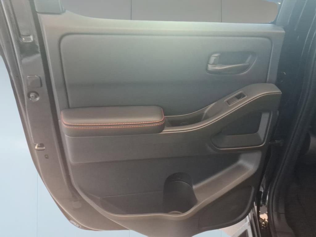 New 2026 Nissan Frontier PRO-4X w/ Pro-4x Convenience Package image 23