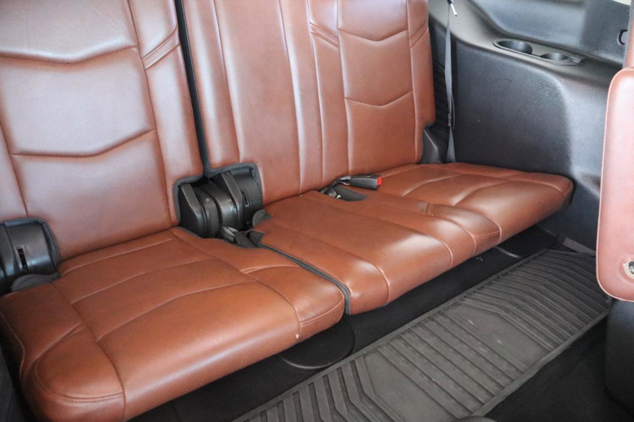 Used 2018 Cadillac Escalade Luxury RWD image 38