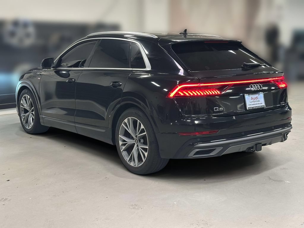 Used 2023 Audi Q8 Prestige w/ Prestige Package AWD/4WD image 6