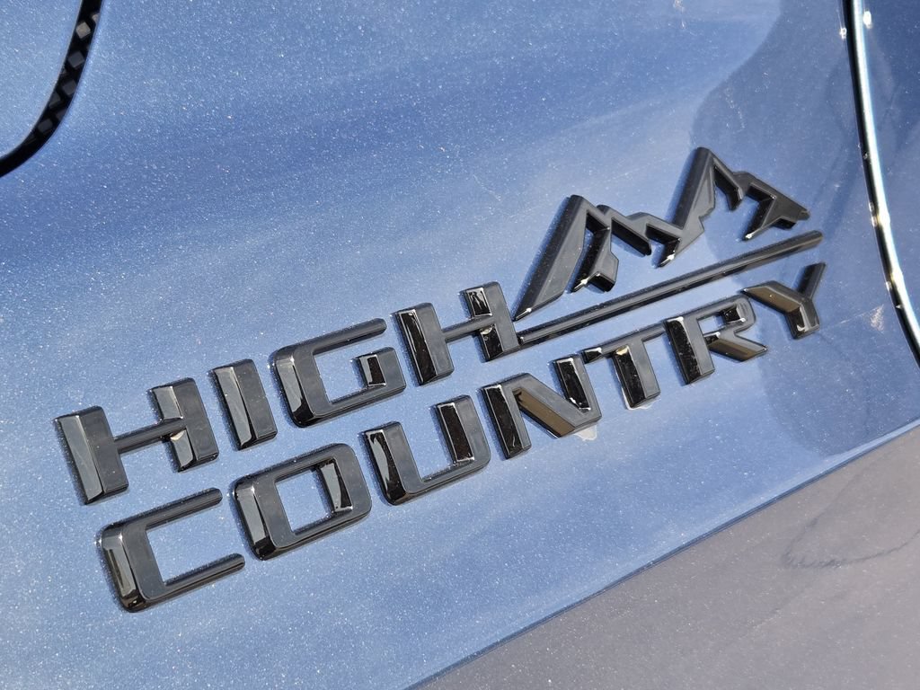 New 2026 Chevrolet Tahoe High Country AWD/4WD image 9