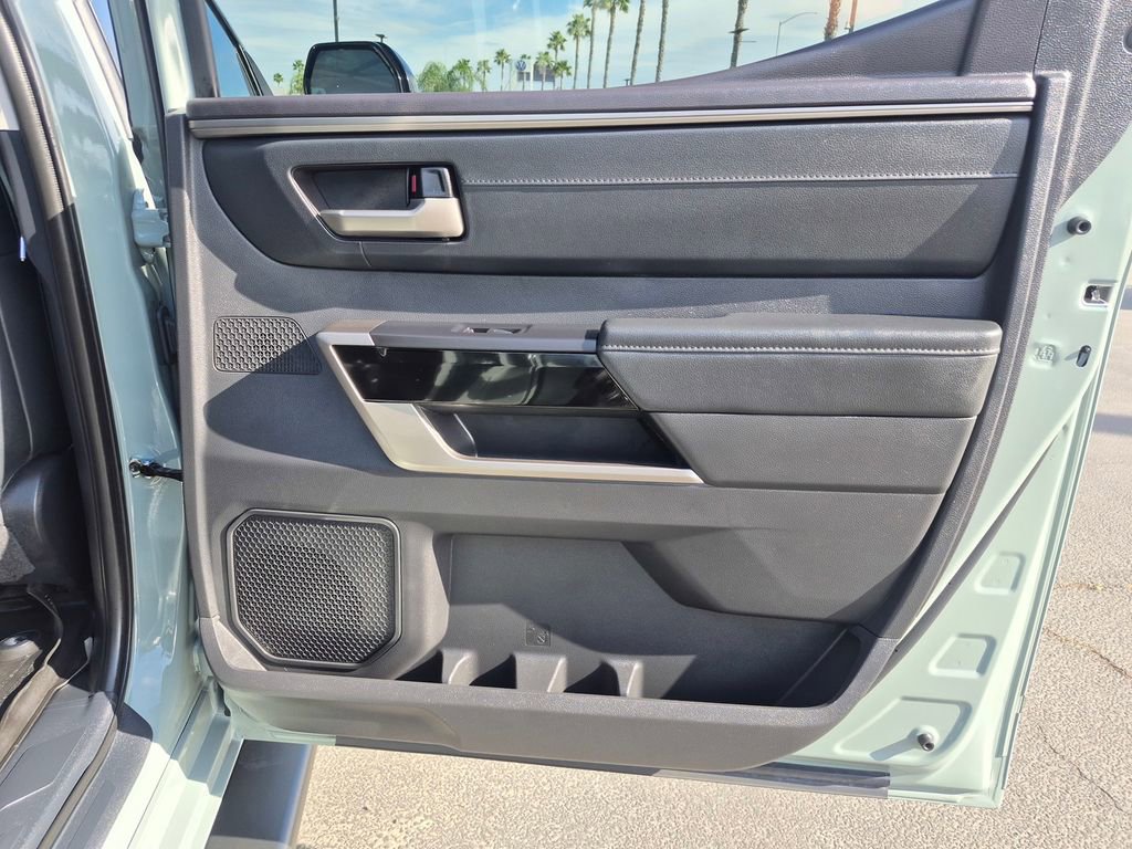 Used 2024 Toyota Tundra Limited image 34