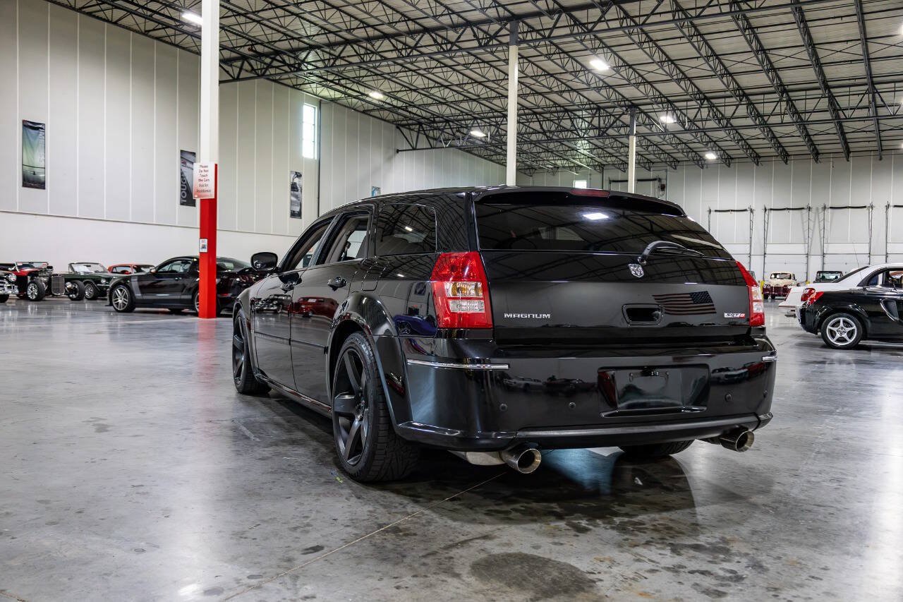 Used 2006 Dodge Magnum SRT8 w/ SRT Option Group III RWD image 4