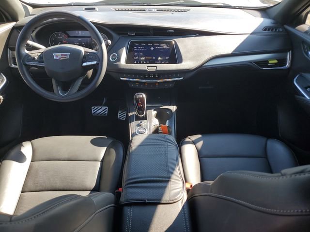 Used 2022 Cadillac XT4 Premium Luxury w/ Enhanced Visibility Package image 18