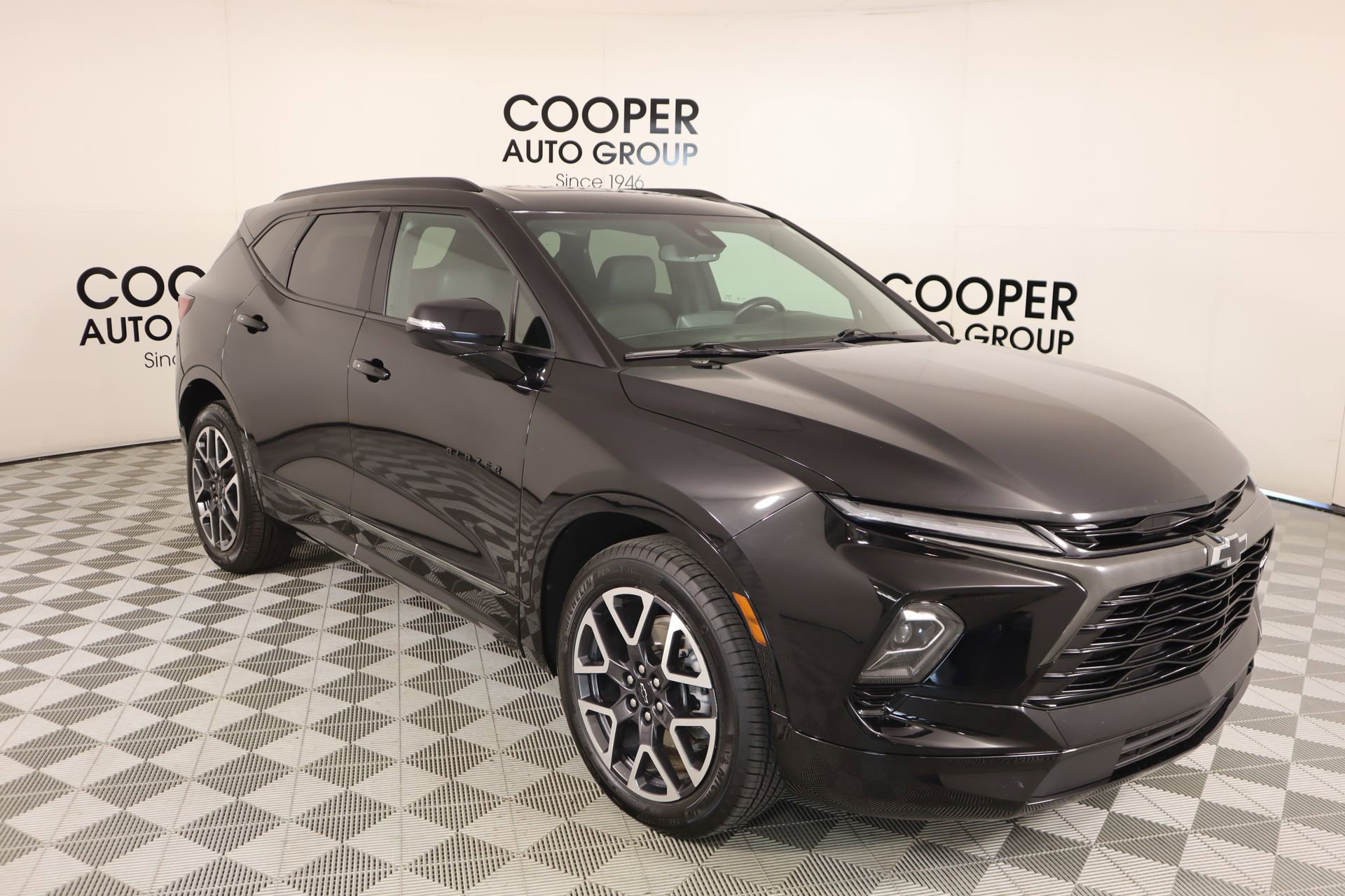 Used 2024 Chevrolet Blazer RS w/ Enhanced Convenience Package image 1