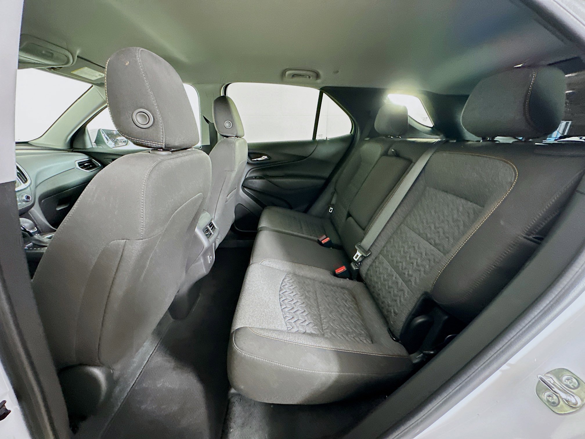 Used 2024 Chevrolet Equinox LT FWD image 26