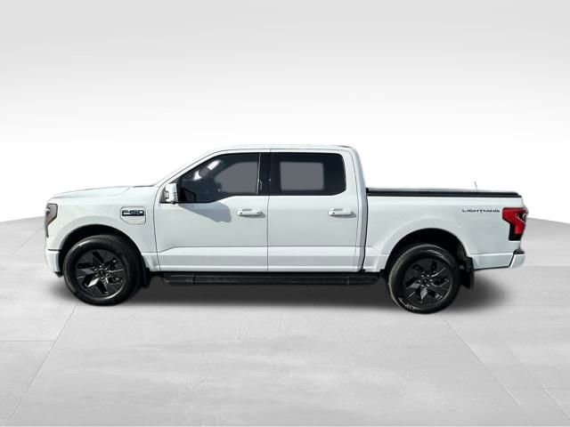 Used 2024 Ford F150 Lightning Lariat image 3