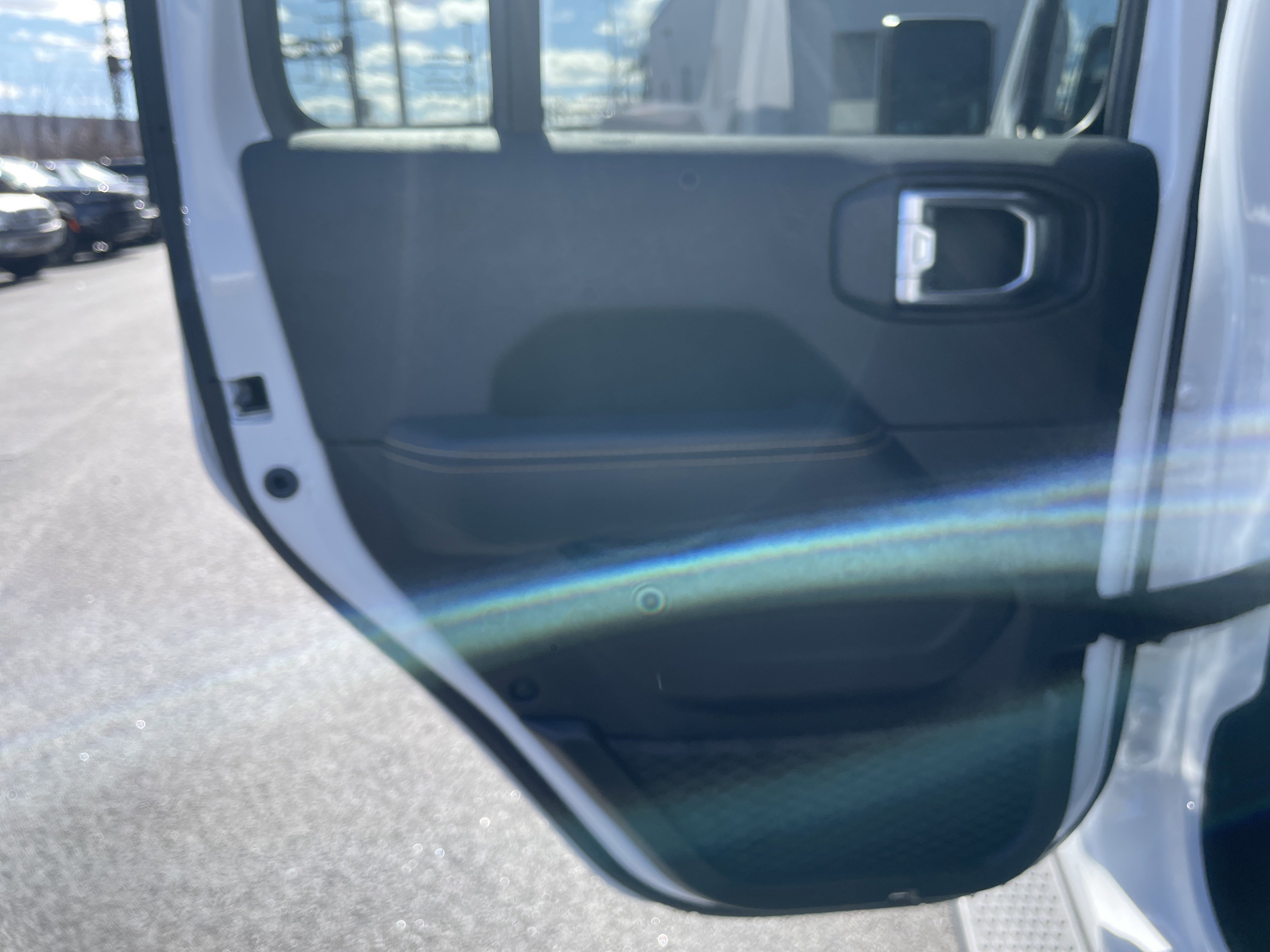 Used 2025 Jeep Wrangler Sahara image 24