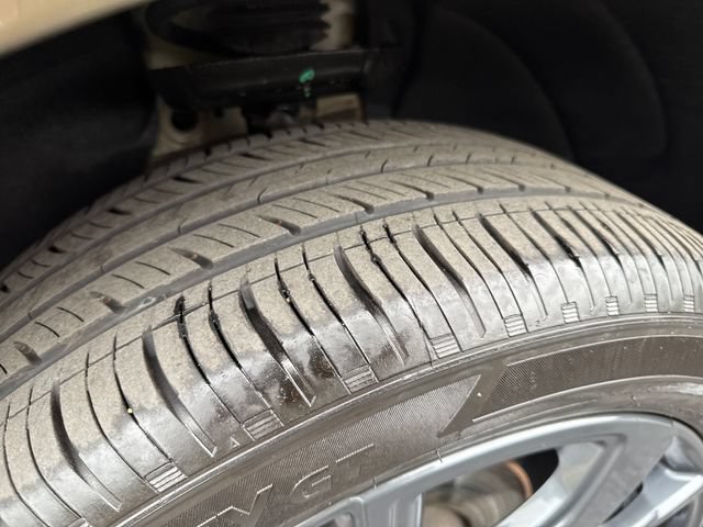 Used 2023 Chevrolet Equinox RS AWD/4WD image 27