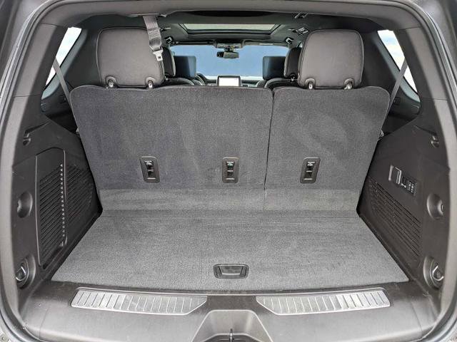 Used 2021 Chevrolet Tahoe Z71 w/ Z71 Off-Road Package image 38