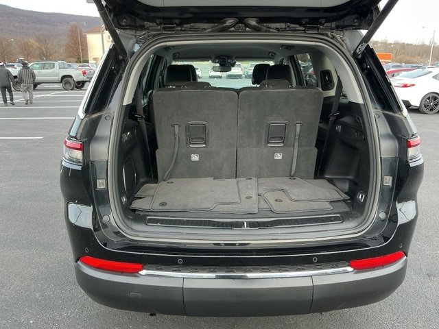 Used 2022 Jeep Grand Cherokee L Limited image 28