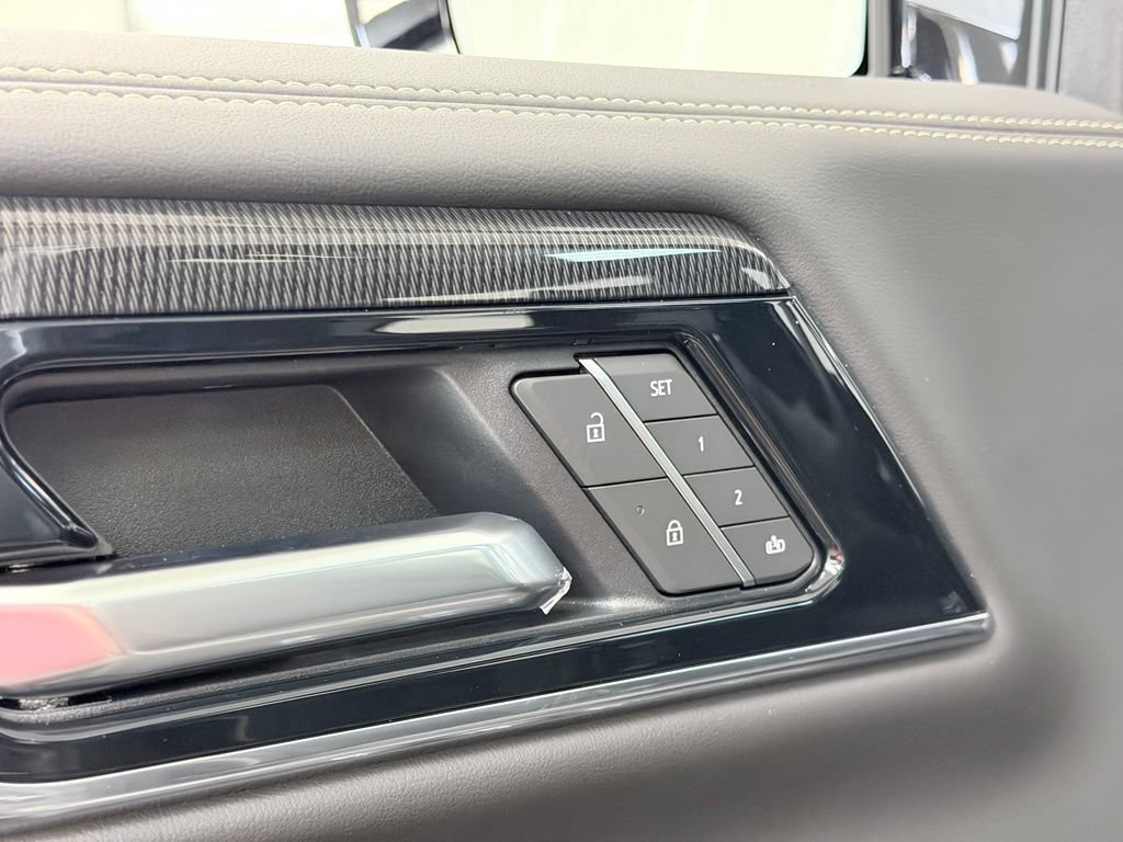 New 2026 GMC Yukon XL Elevation w/ Elevation Premium Package AWD/4WD image 9