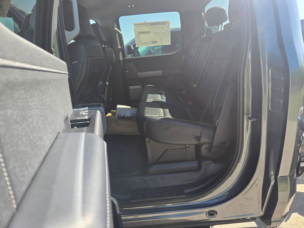 New 2026 Ford F450 4x4 Crew Cab Super Duty image 7