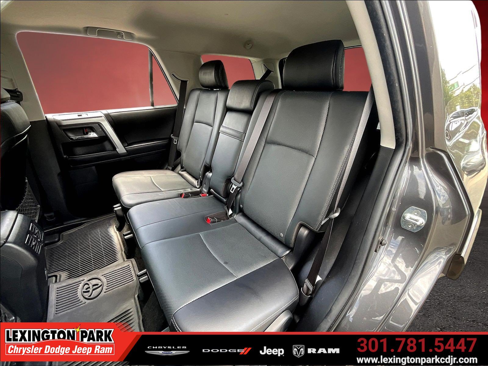 Used 2023 Toyota 4Runner Limited AWD/4WD image 21