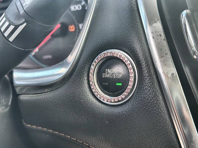 Used 2020 Chevrolet Traverse LS w/ LPO, Floor Liner Package FWD image 16