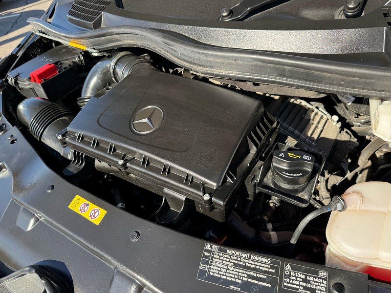 Used 2023 Mercedes-Benz Metris Passenger image 27