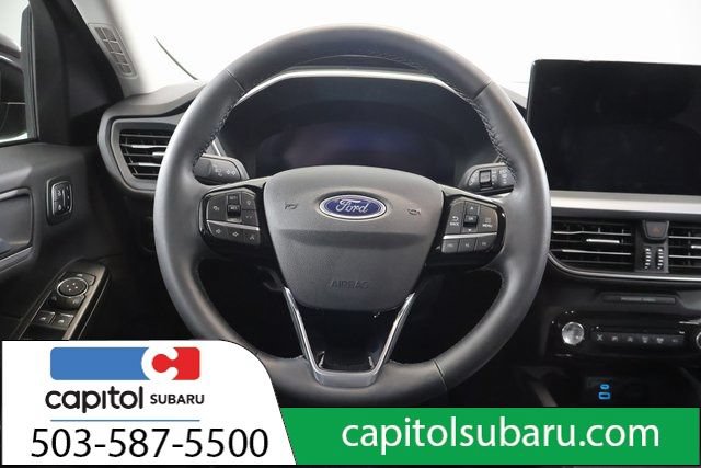 Used 2023 Ford Escape Platinum w/ Premium Technology Package AWD/4WD image 33