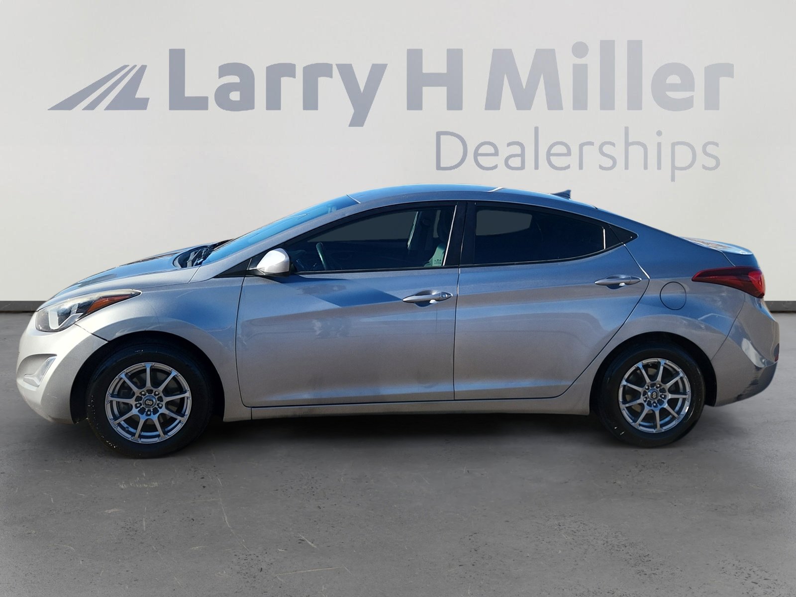Used 2014 Hyundai Elantra SE w/ Option Group 02 image 3