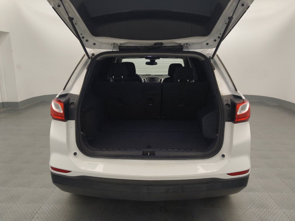 Used 2020 Chevrolet Equinox LS w/ LS Convenience Package FWD image 29