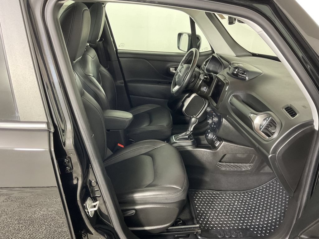 Used 2023 Jeep Renegade Limited w/ Sun/Sound Group AWD/4WD image 24