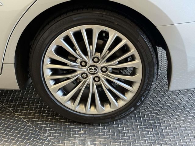 Used 2020 Toyota Avalon Limited w/ Advanced Safety Package image 13