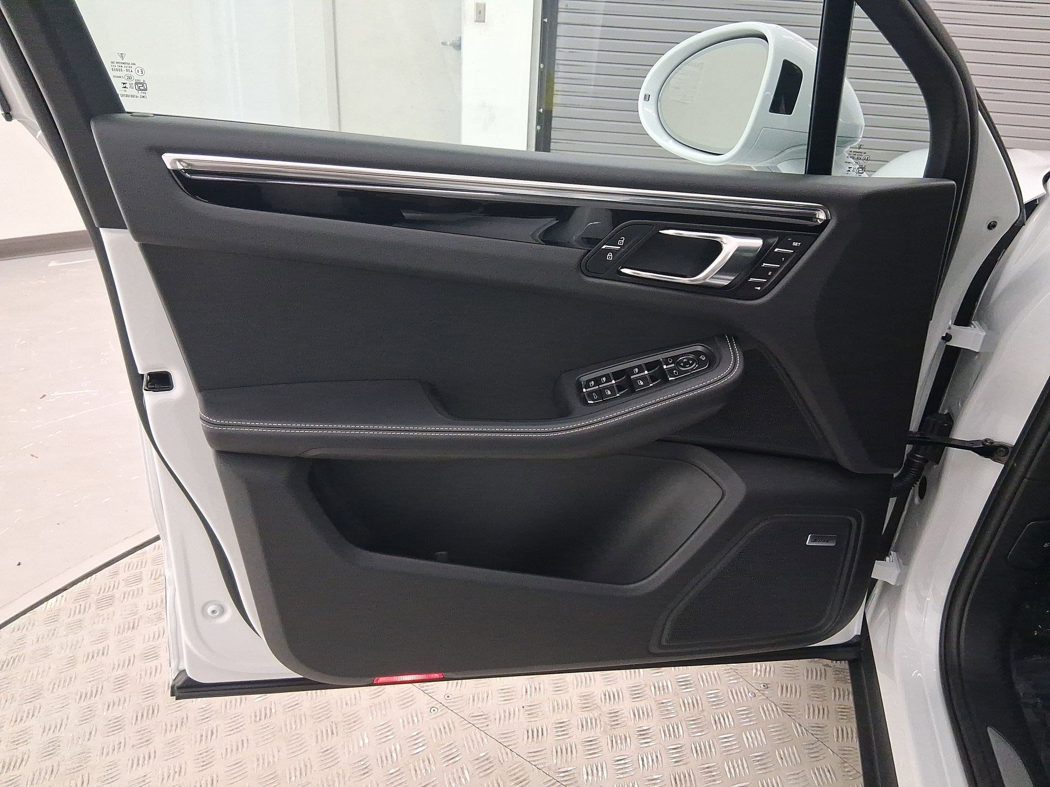 New 2026 Porsche Macan S image 21