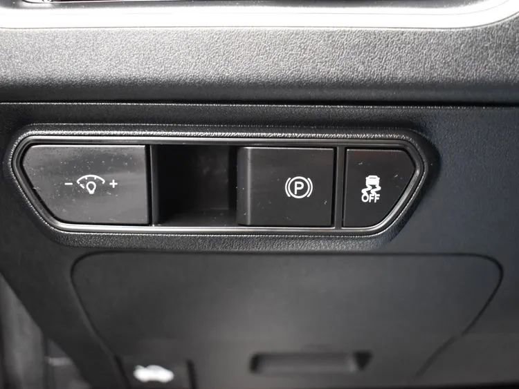 Used 2025 Kia K4 image 21