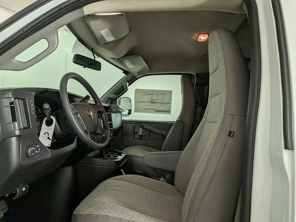 New 2026 Chevrolet Express 2500 w/ Driver Convenience Package RWD image 20