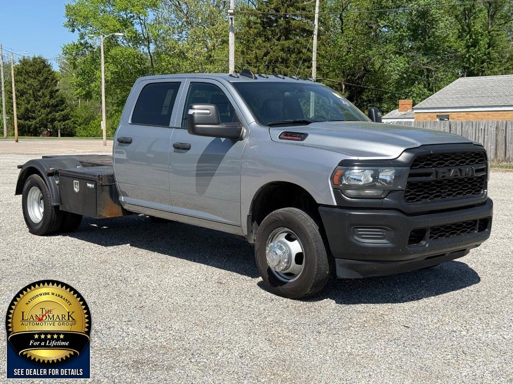 Used 2024 RAM 3500 Tradesman w/ Cold Weather Group RWD image 3