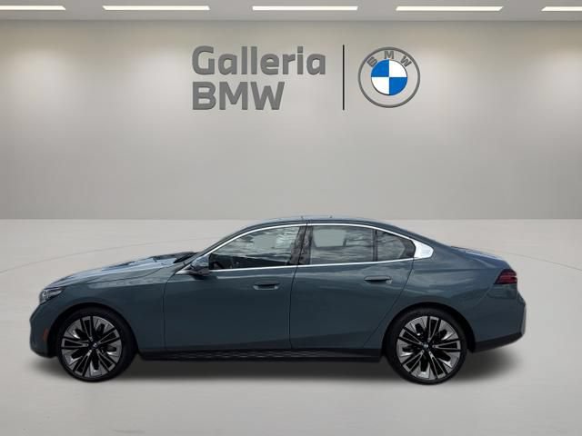 Used 2026 BMW 540i xDrive AWD/4WD image 9