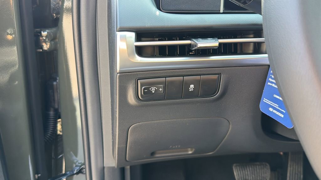 New 2026 Hyundai Tucson SE image 32
