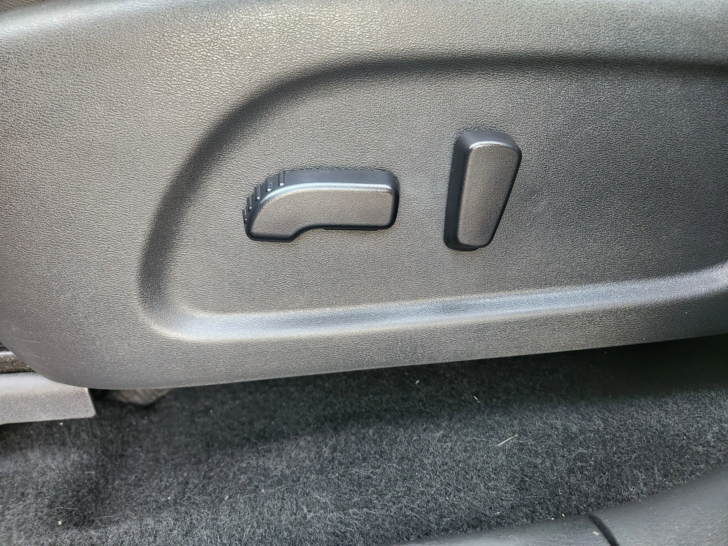 Used 2018 INFINITI QX60 Luxe image 28