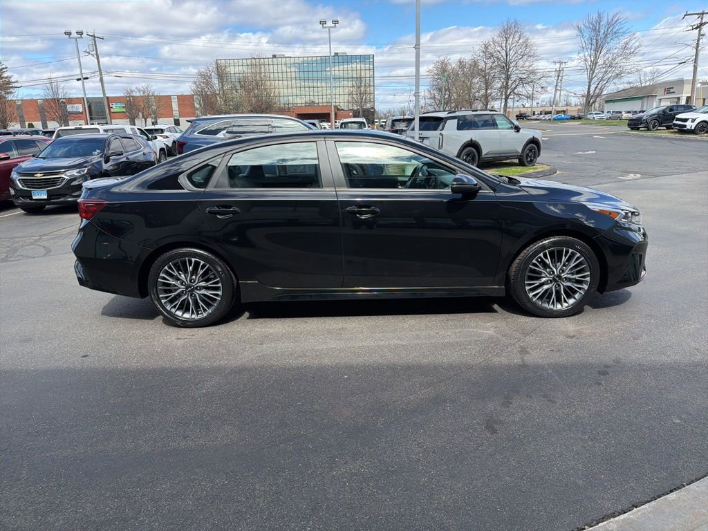 Certified 2023 Kia Forte GT-Line image 5