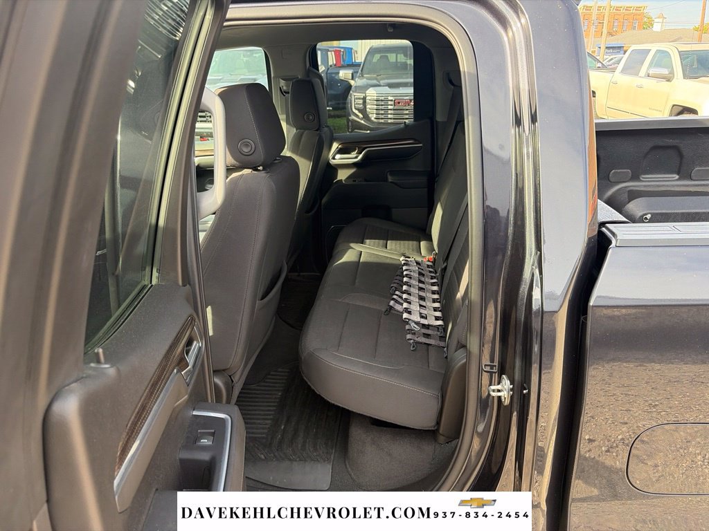 Used 2022 Chevrolet Silverado 1500 LT AWD/4WD image 19