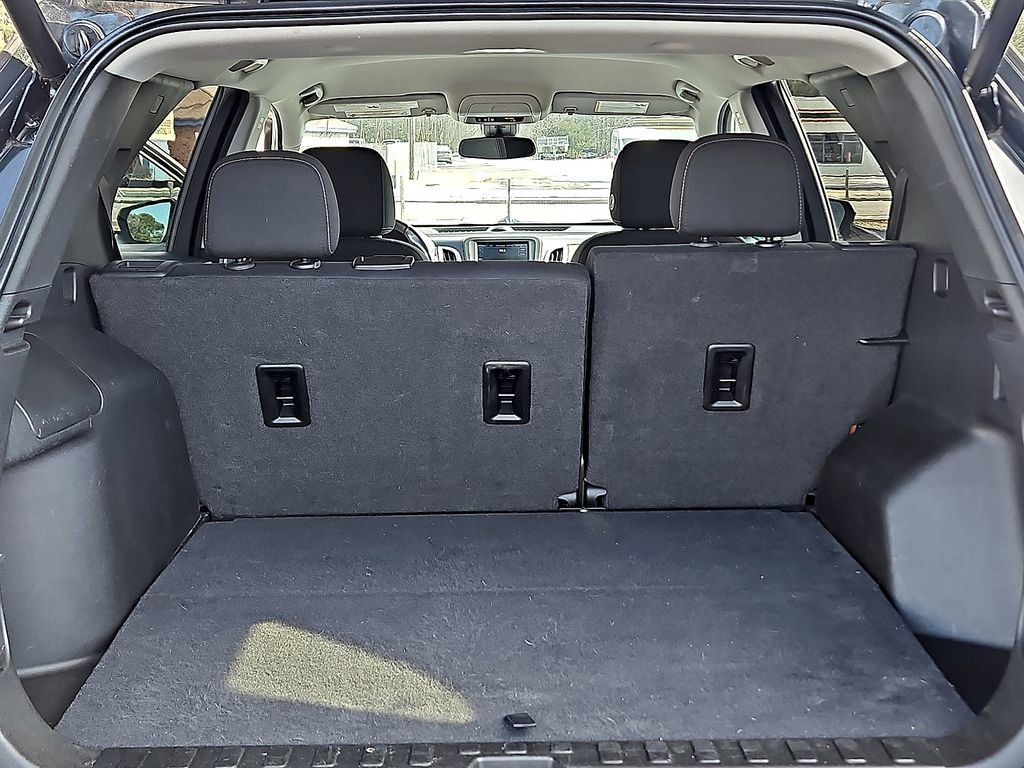 Used 2021 Chevrolet Equinox LT image 29