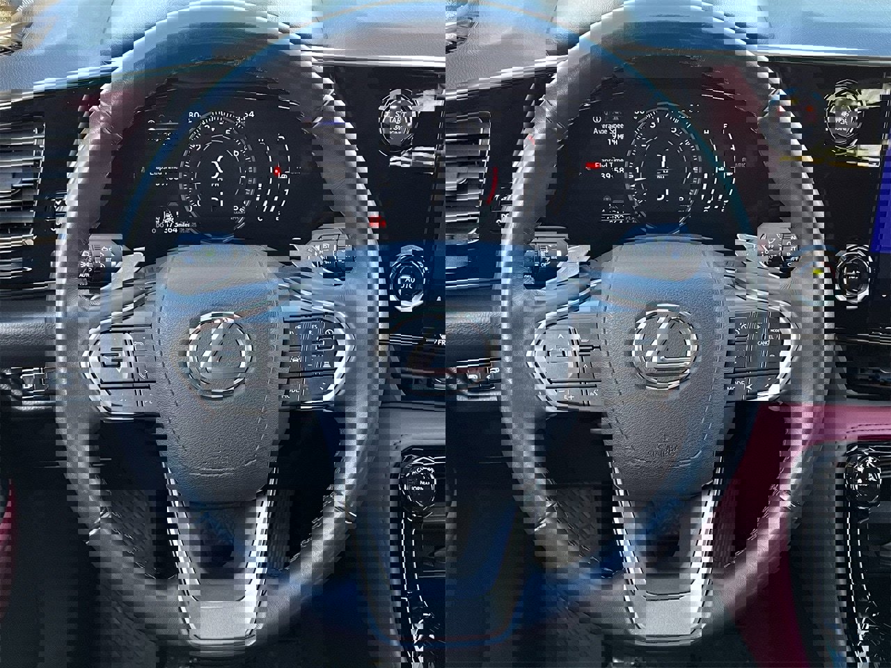 Used 2023 Lexus NX 250 FWD image 11