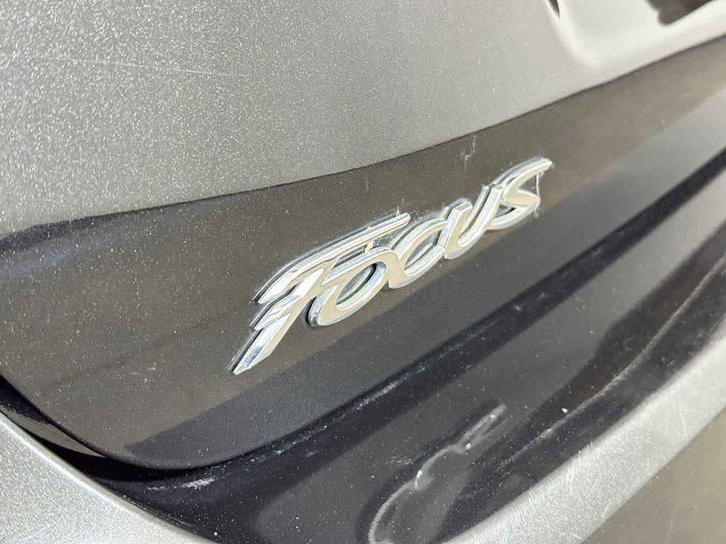 Used 2015 Ford Focus SE FWD image 7