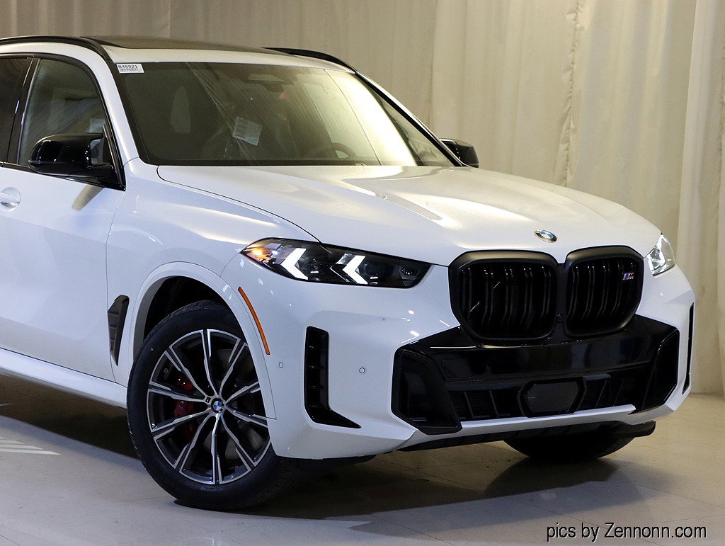 New 2026 BMW X5 M60i image 2