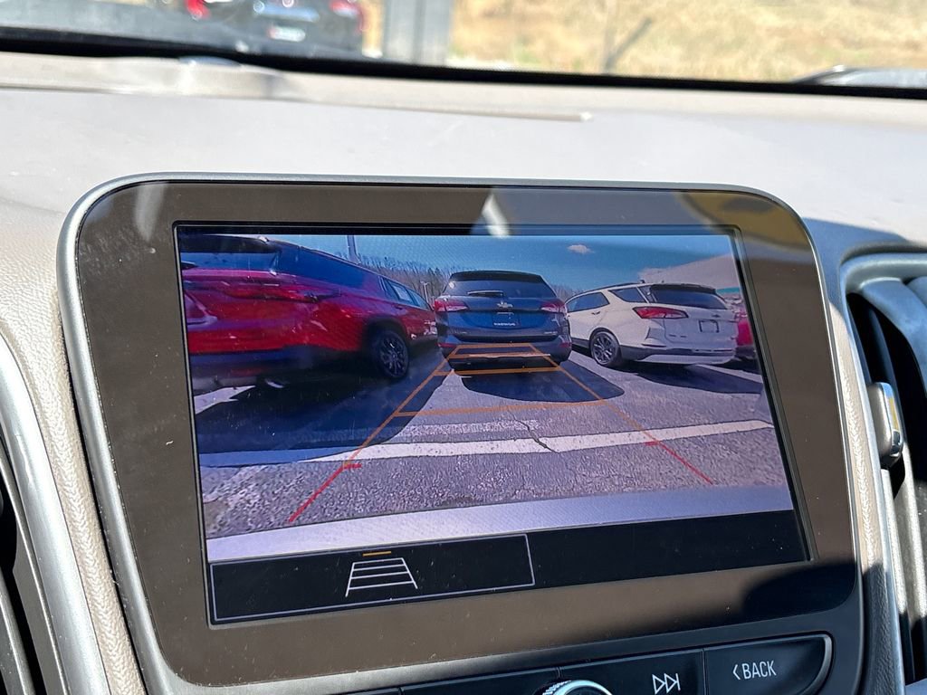 Used 2025 Chevrolet Malibu LT image 15